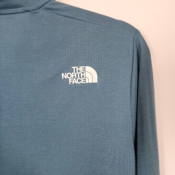 The North Face Men's Active Trail Henley Shirt in Mallard Blue - Size Medium - Picture 5 of 8